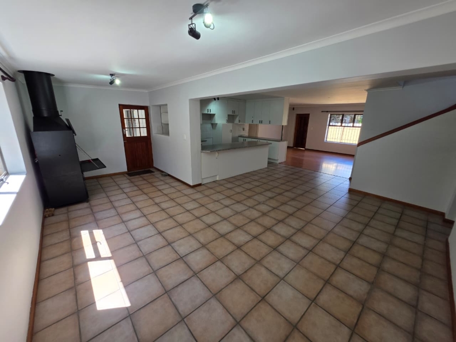 6 Bedroom Property for Sale in Lochnerhof Western Cape